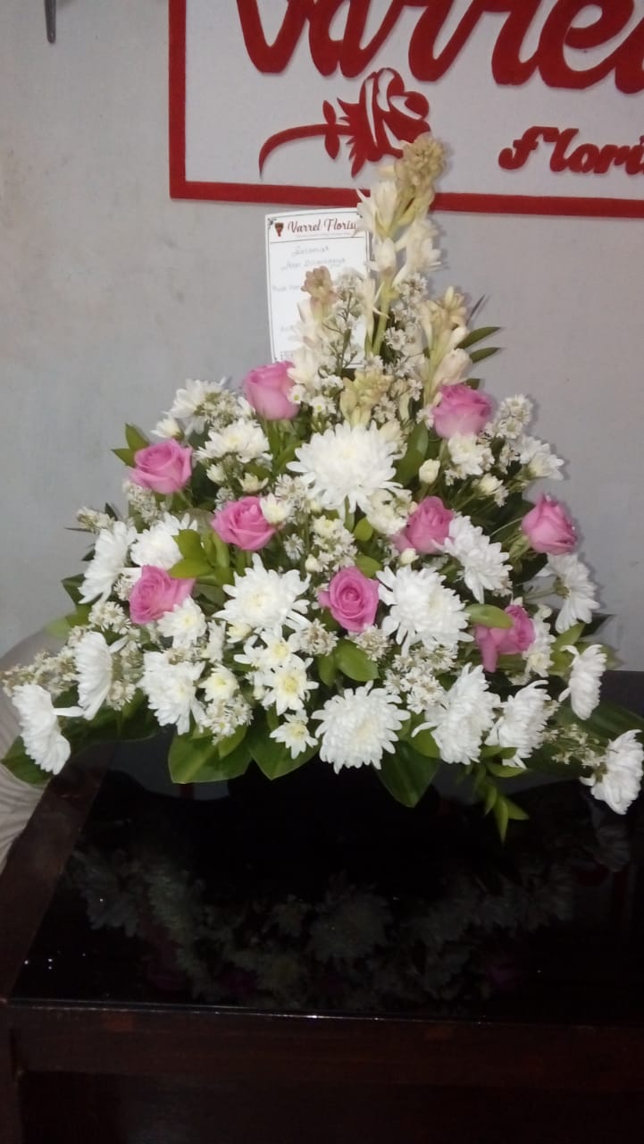 Bunga Meja Pajangan Indah