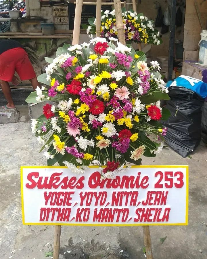 standing flowers pronunciation