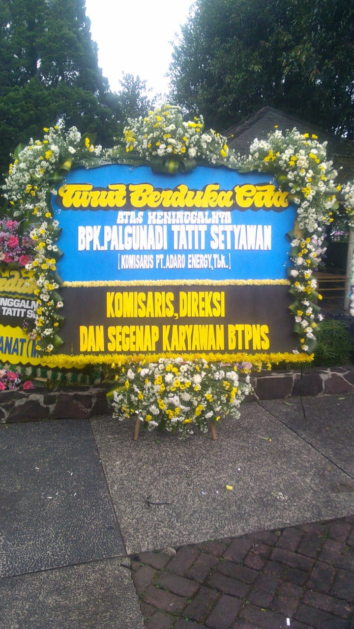 Bunga Papan Berduka Cita