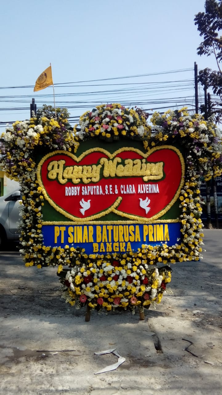 Bunga Papan Happy Wedding