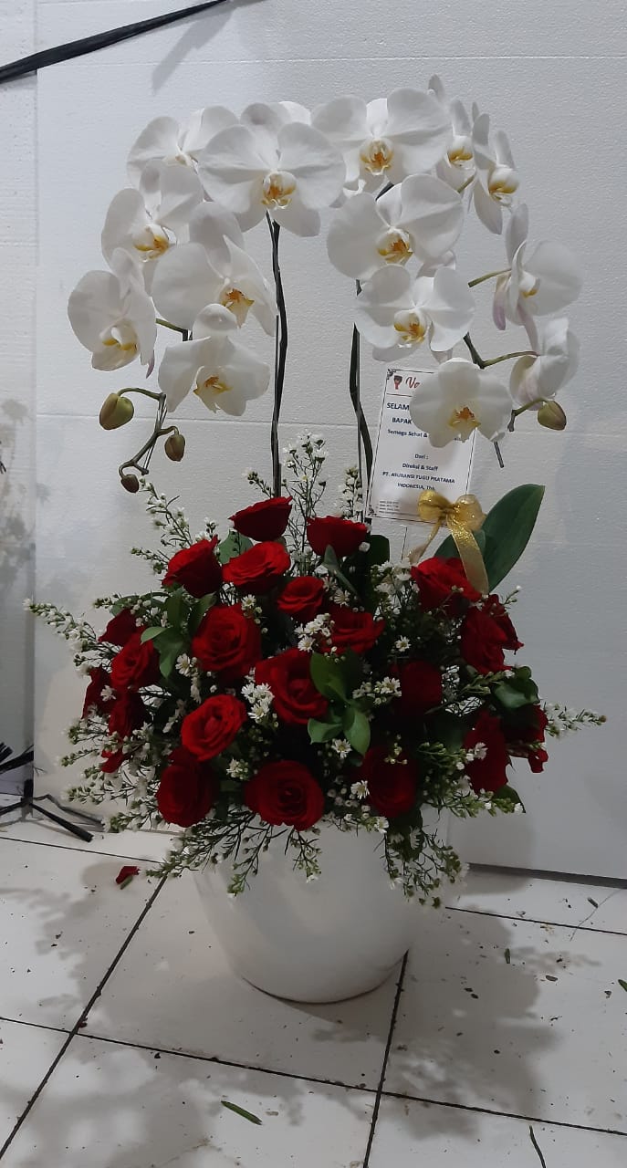 Bunga Meja Pajangan Indah