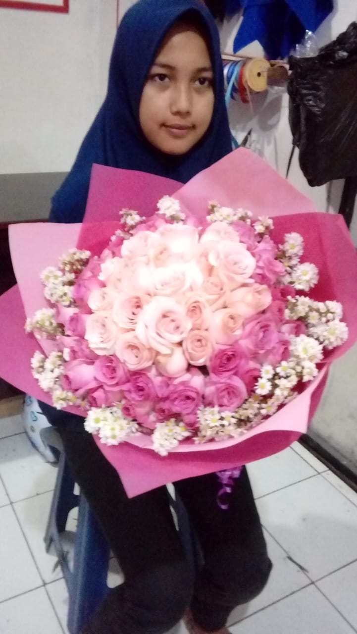 flower bouquet anniversary