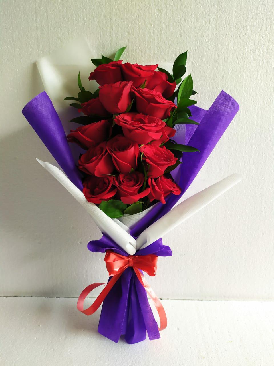 flowers handbouquet rose